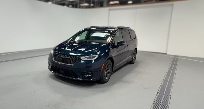 Thumbnail: 2021 Chrysler Pacifica - 1
