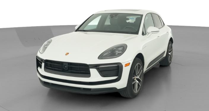Thumbnail: 2023 Porsche Macan - 1