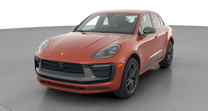 Thumbnail: 2023 Porsche Macan - 1