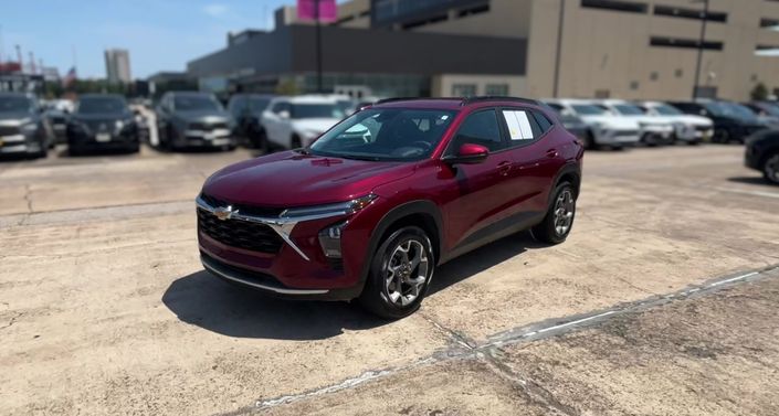 Thumbnail: 2025 Chevrolet Trax - 1
