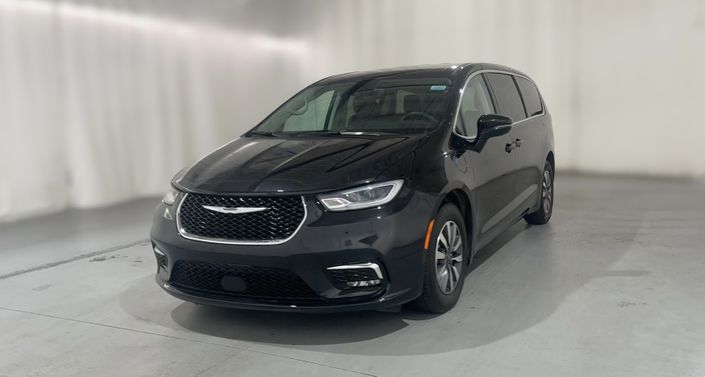 Thumbnail: 2024 Chrysler Pacifica - 1