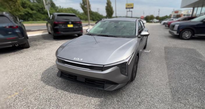Thumbnail: 2025 Kia K4 - 1