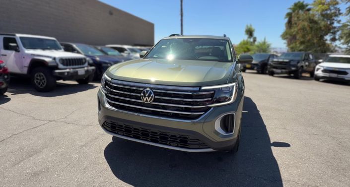 Thumbnail: 2026 Volkswagen Atlas - 1