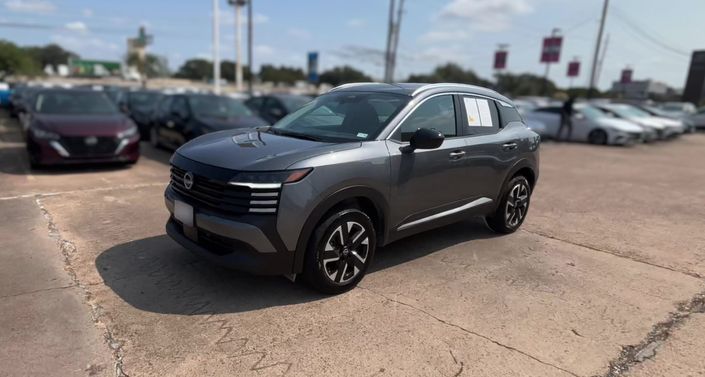 Thumbnail: 2026 Nissan Kicks - 1