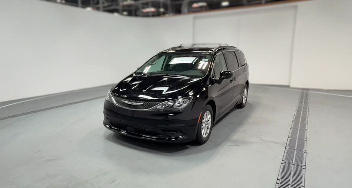 Thumbnail: 2021 Chrysler Voyager - 1