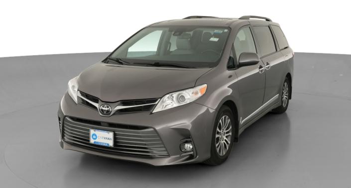 Thumbnail: 2019 Toyota Sienna - 1