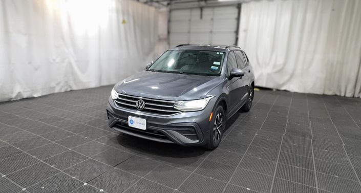 Thumbnail: 2022 Volkswagen Tiguan - 1
