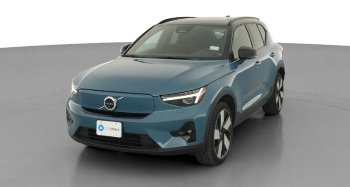 Thumbnail: 2023 Volvo XC40 - 1
