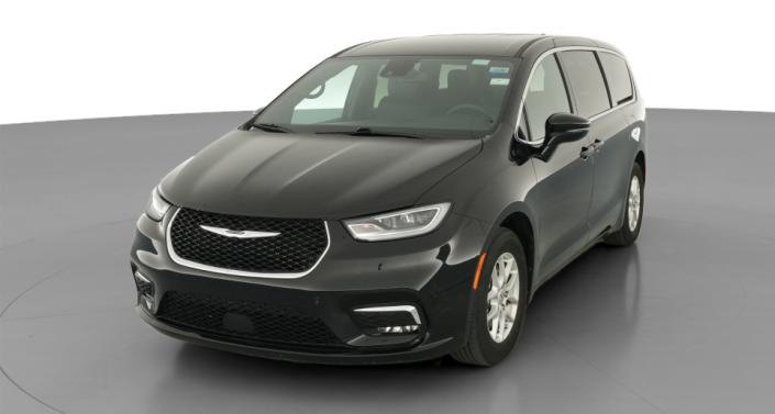 Thumbnail: 2025 Chrysler Pacifica - 1