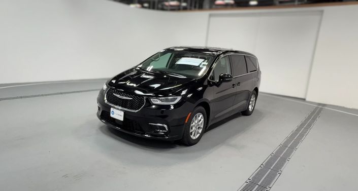 Thumbnail: 2024 Chrysler Pacifica - 1