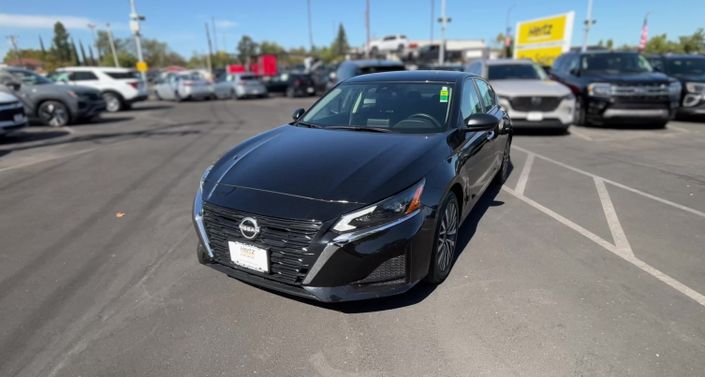 Thumbnail: 2025 Nissan Altima - 1