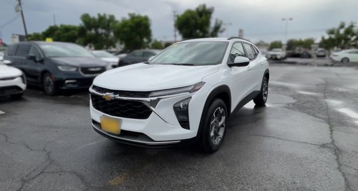 Thumbnail: 2025 Chevrolet Trax - 1