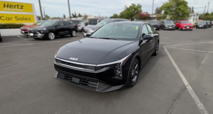 Thumbnail: 2026 Kia K4 - 1