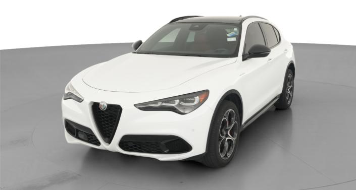 Thumbnail: 2024 Alfa Romeo Stelvio - 1
