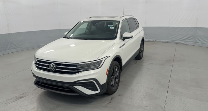 Thumbnail: 2023 Volkswagen Tiguan - 1