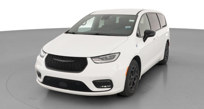 Thumbnail: 2024 Chrysler Pacifica - 1
