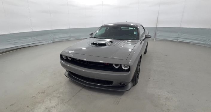 Thumbnail: 2017 Dodge Challenger - 1