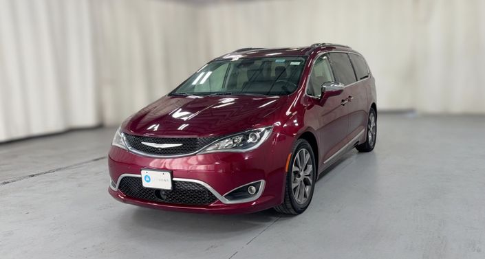 Thumbnail: 2017 Chrysler Pacifica - 1