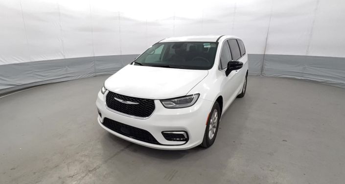 Thumbnail: 2024 Chrysler Pacifica - 1