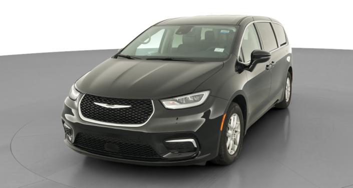 Thumbnail: 2024 Chrysler Pacifica - 1