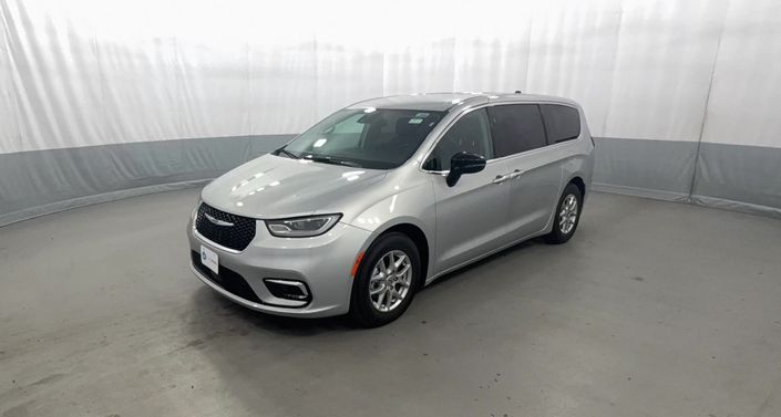 2024 Chrysler Pacifica Touring L -
                  Akron, NY