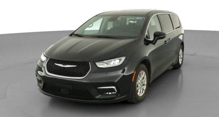 Thumbnail: 2023 Chrysler Pacifica - 1