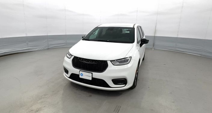 Thumbnail: 2024 Chrysler Pacifica - 1