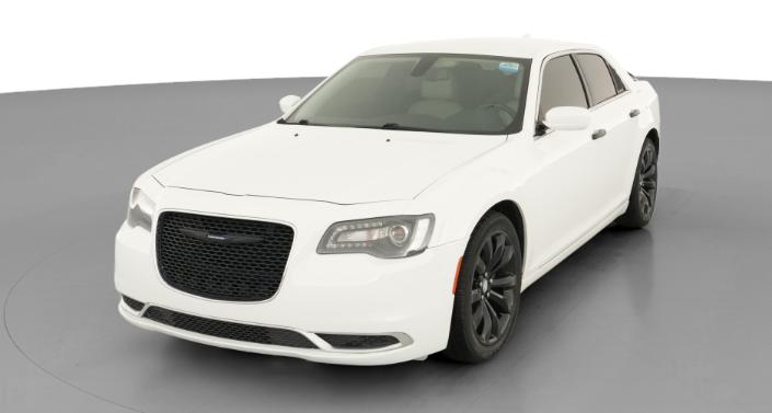 Thumbnail: 2017 Chrysler 300 - 1