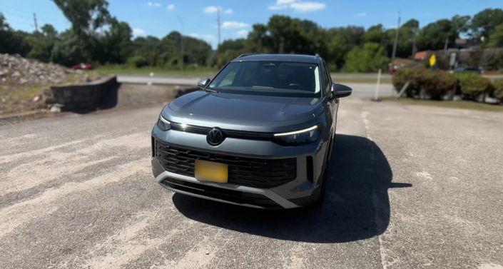 Thumbnail: 2026 Volkswagen Tiguan - 1