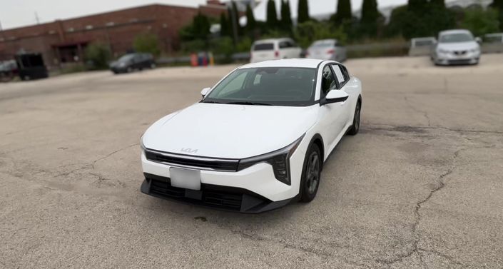 Thumbnail: 2025 Kia K4 - 1