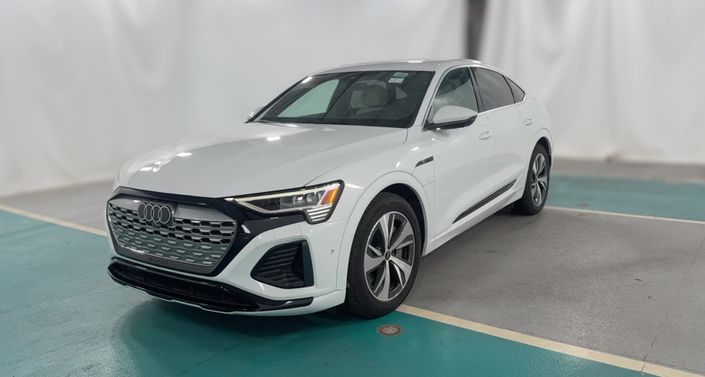 2024 Audi Q8 e-tron Premium Plus -
                  Manville, NJ