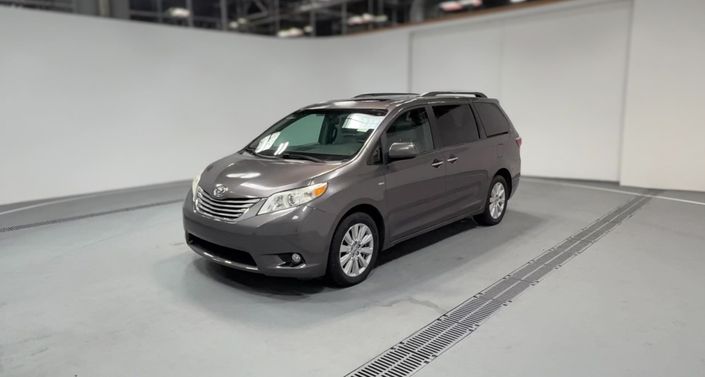 Thumbnail: 2017 Toyota Sienna - 1