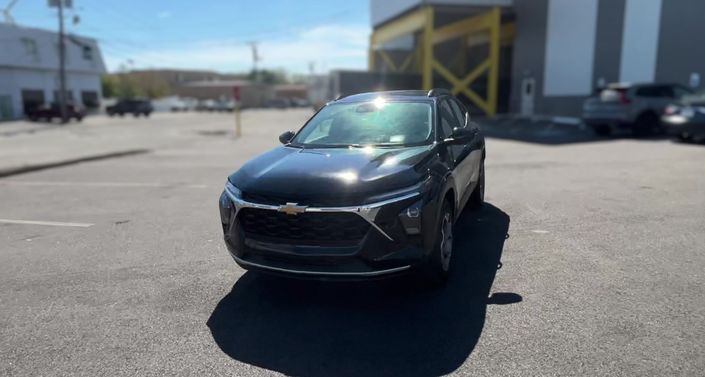 Thumbnail: 2025 Chevrolet Trax - 1