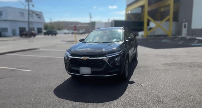 Thumbnail: 2025 Chevrolet Trax - 1