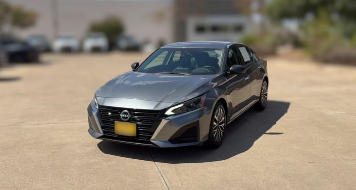 Thumbnail: 2025 Nissan Altima - 1