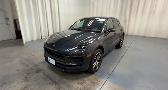 Thumbnail: 2023 Porsche Macan - 1