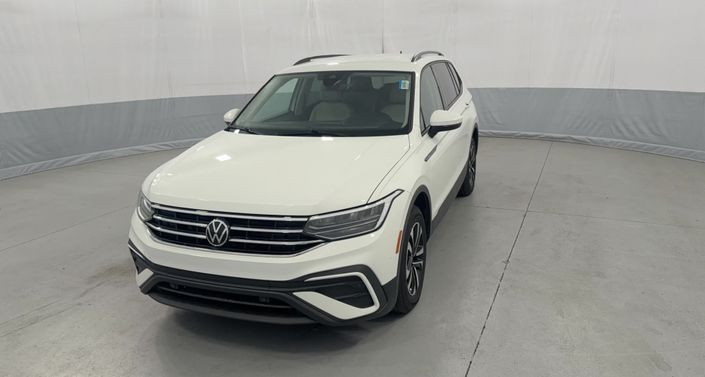 Thumbnail: 2023 Volkswagen Tiguan - 1
