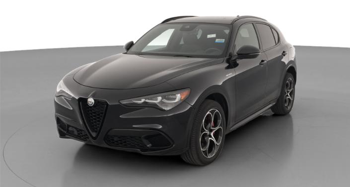 Thumbnail: 2024 Alfa Romeo Stelvio - 1