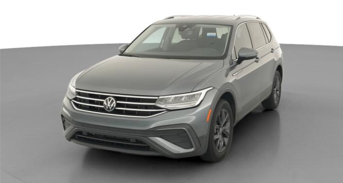 Thumbnail: 2022 Volkswagen Tiguan - 1