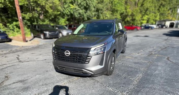 Thumbnail: 2026 Nissan Pathfinder - 1