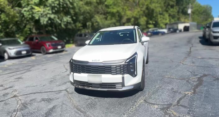 Thumbnail: 2026 Kia Sportage - 1