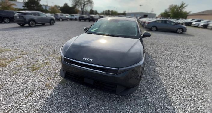 Thumbnail: 2025 Kia K4 - 1