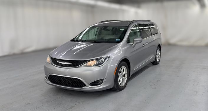 Thumbnail: 2017 Chrysler Pacifica - 1