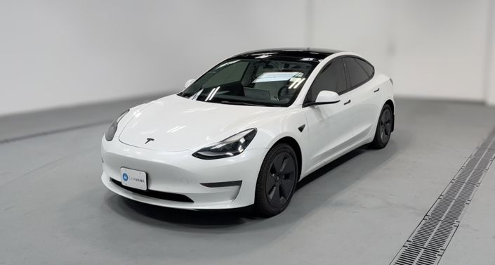 Thumbnail: 2022 Tesla Model 3 - 1