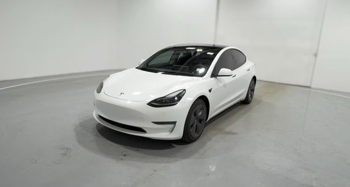 Thumbnail: 2023 Tesla Model 3 - 1