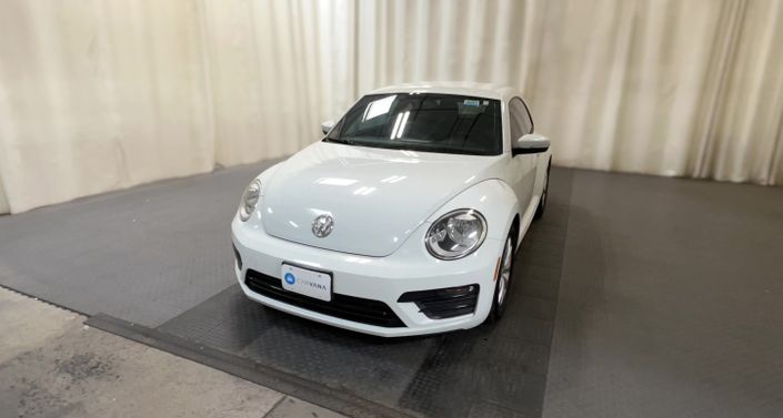 2019 Volkswagen Beetle S -
                  Riverside, CA
