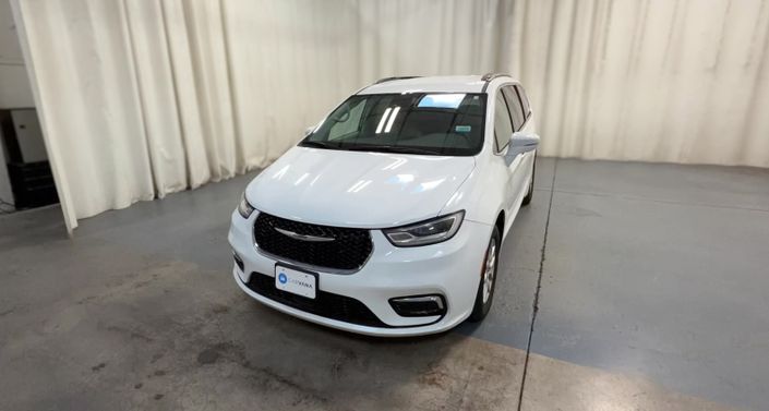 2021 Chrysler Pacifica Touring L -
                  Riverside, CA