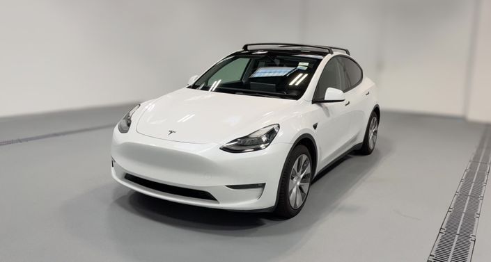 Thumbnail: 2022 Tesla Model Y - 1