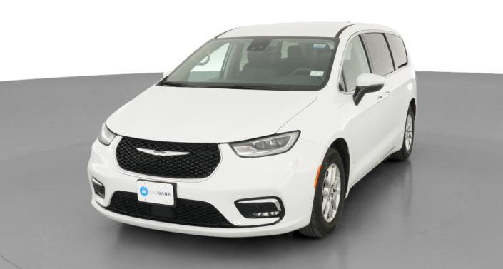 Thumbnail: 2023 Chrysler Pacifica - 1