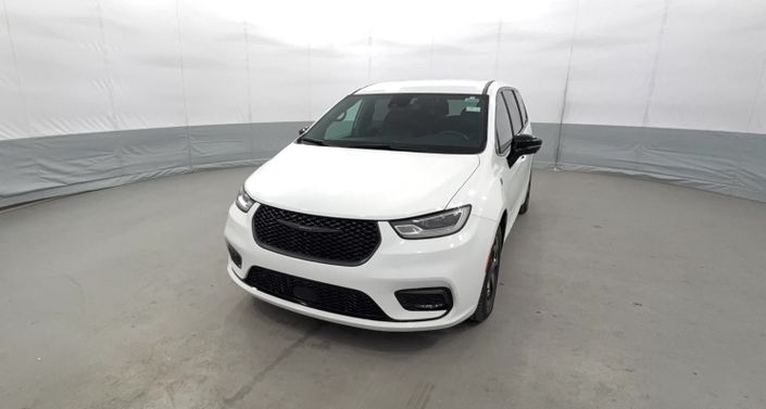 Thumbnail: 2024 Chrysler Pacifica - 1